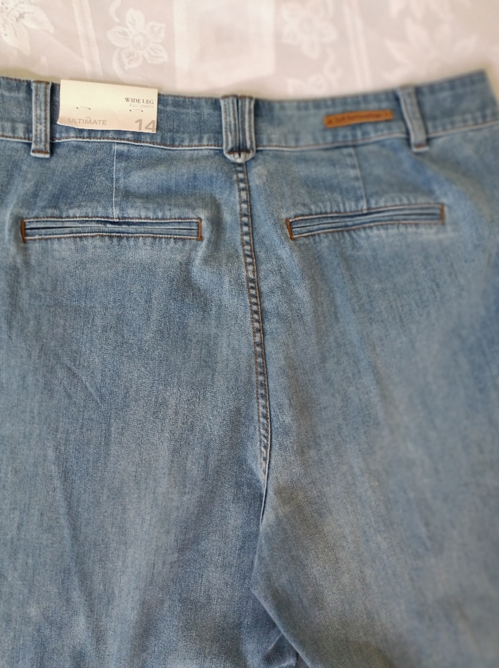 NWT Soft Surrounding High-Rise Wide Leg Jeans in Light Blue Size 14 - Picture 8 of 17